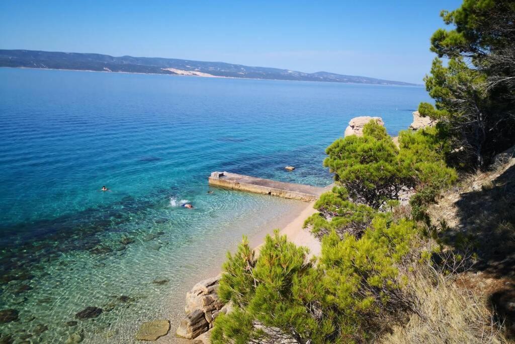 Beautiful Apartment 80 M From The Sea Marusici  Exterior foto